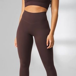 Balance Athletics Cloud pant in brown